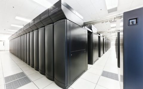 美国多个大学与微软合作，共同对抗新冠肺炎！