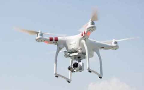 黄化中国电网公司利用无人机进行线路验收！