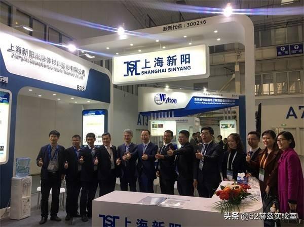 90%市场被国外垄断，半导体材料光刻胶为何如此重要？