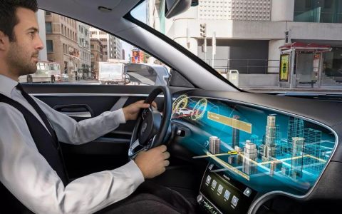 汽车智能化不断演进，如何保护用户隐私和汽车数据安全？