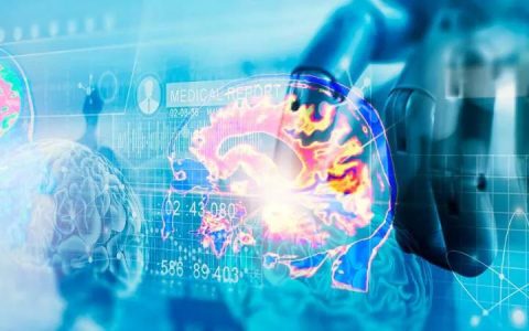 医疗保健行业对AI的采用激增！