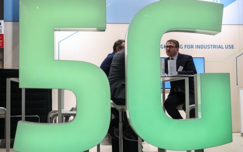 一季度北京联通新建5G基站1.56万个，下载平均速率超过了500Mbps！