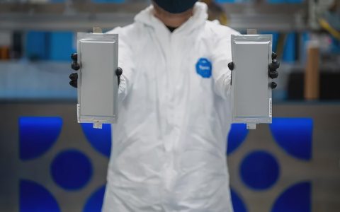 企业跨界造车来势汹汹，智能驾驶领域开成新格局！