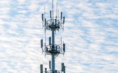 截止3月，我国5G基站总数达81.9万，5G发展神速的同时也带来了多方困境！