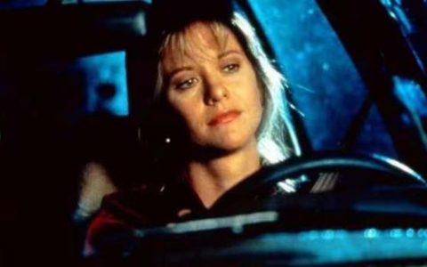 回顾一下中国芯片的历史发展相关的故事！