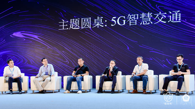 自动驾驶如何更聪明？量产转折点在哪？听听这几个值钱的回答