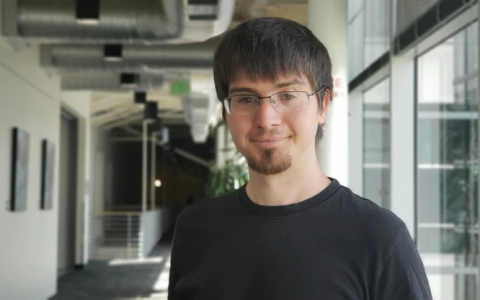 GAN之父因不满苹果返岗工作政策，离职后加入谷歌！