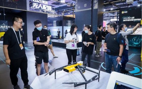 美团无人机来了！15 分钟配送到家，将携手上海建设城市低空物流网络