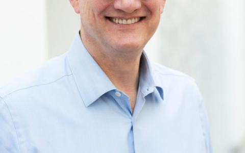 「36亿美元市值」基因编辑公司深陷专利纠纷，联合创始人为诺奖得主