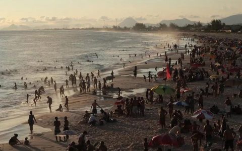 港科大褚晓文：医疗场景下的 AutoML ，模型参数量更小、分类准确率更高