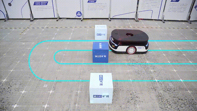 140台SLAM机器人入职爱旭工厂近一年，已成车间“王牌搬运工”
