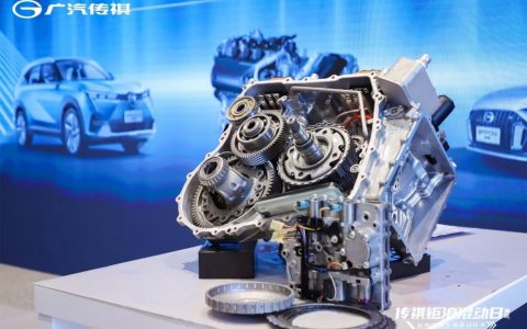 斩获三大“十佳”称号的传祺钜浪混动，到底有多强？