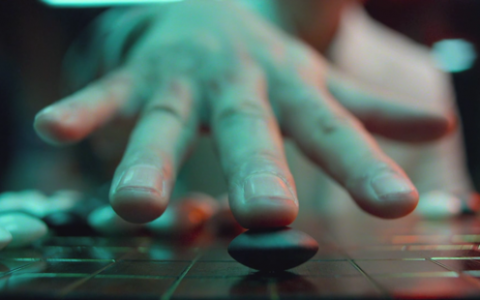 王凤英挂帅小鹏后的首份季报：押注G6、改革见效、等待黎明