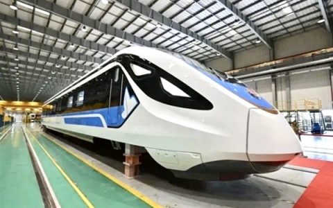 国内首列时速160公里市域C型动车组亮相