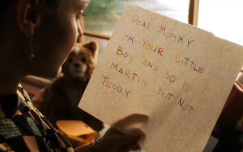 多模态大模型「卷」向智能文档，只为解放打工人的双手