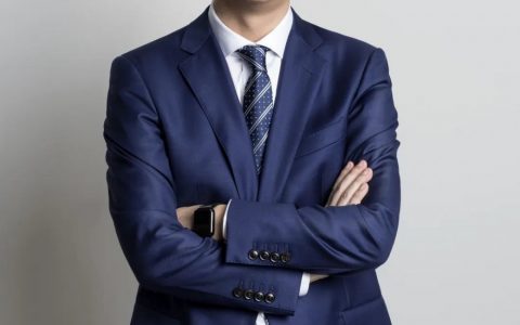 阿里新任CEO吴泳铭宣布两大战略重心：用户为先、AI驱动