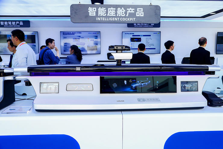 卓驭、Momenta、毫末，为什么用上了高通智驾芯片？