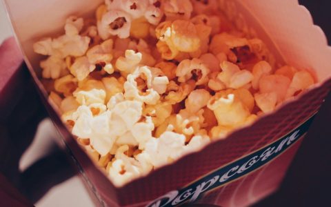 阿里巴巴Qwen QwQ-32B：规模化强化学习展示