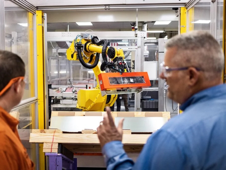 苹果 6000 亿美元的投资如何助力 AI 基础设施